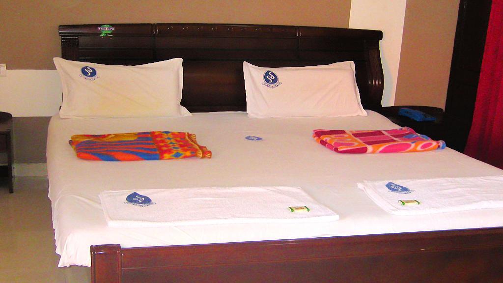 Rāmeswaram Hotel Sri Saravana المظهر الخارجي الصورة